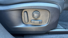 Jaguar F-Pace 2.0 D200 R-Dynamic SE Black 5dr Auto AWD Diesel Estate